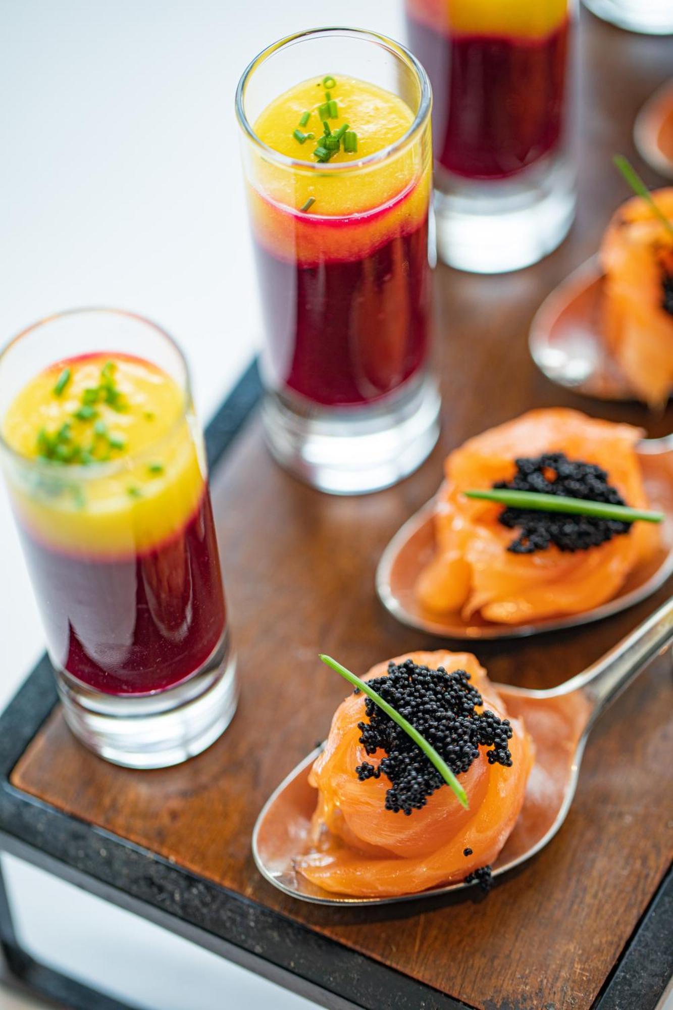 Grand Mogador City Center Casablanca Exterior foto Caviar and other hors d'oeuvres