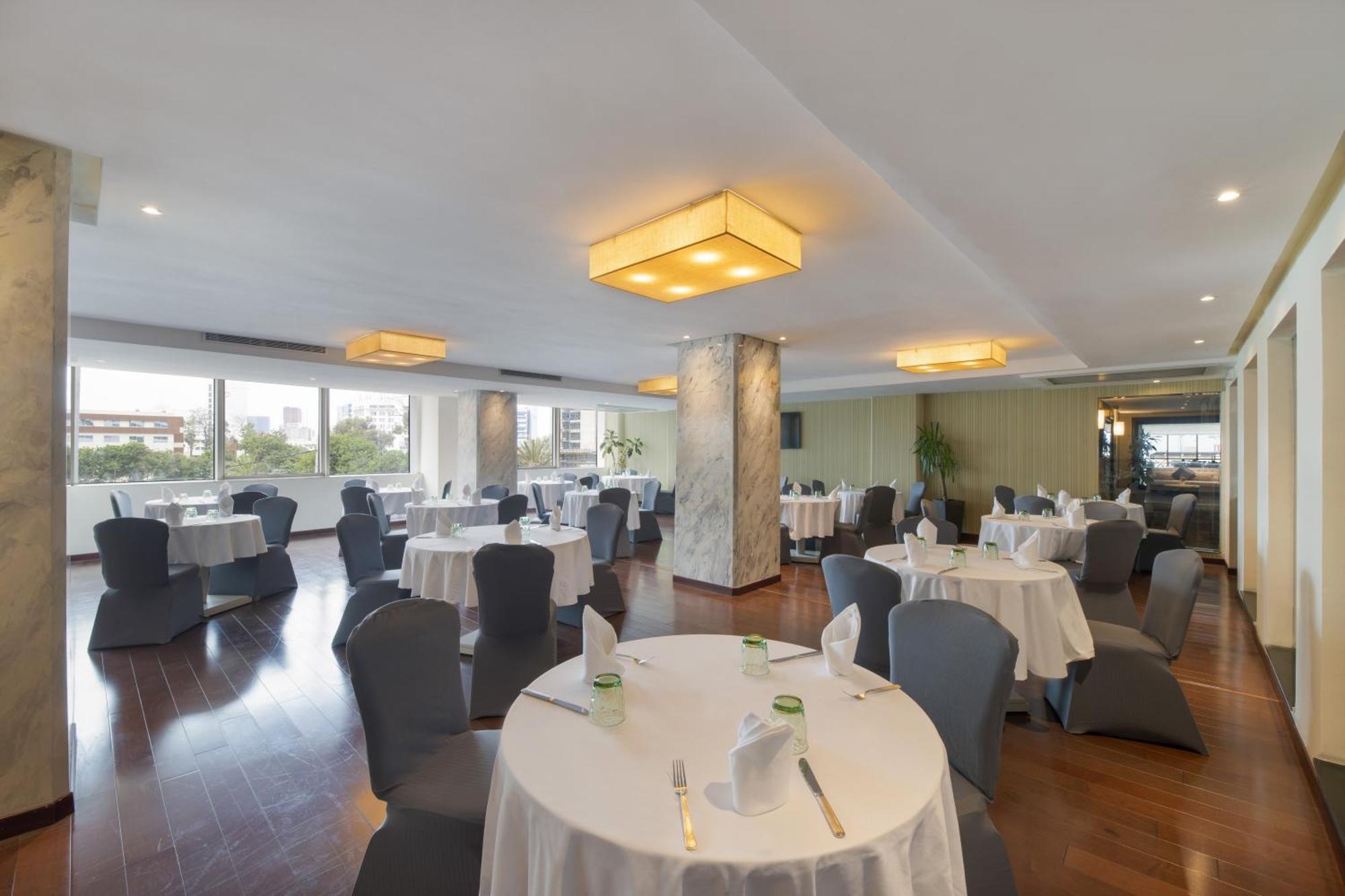 Grand Mogador City Center Casablanca Exterior foto The restaurant